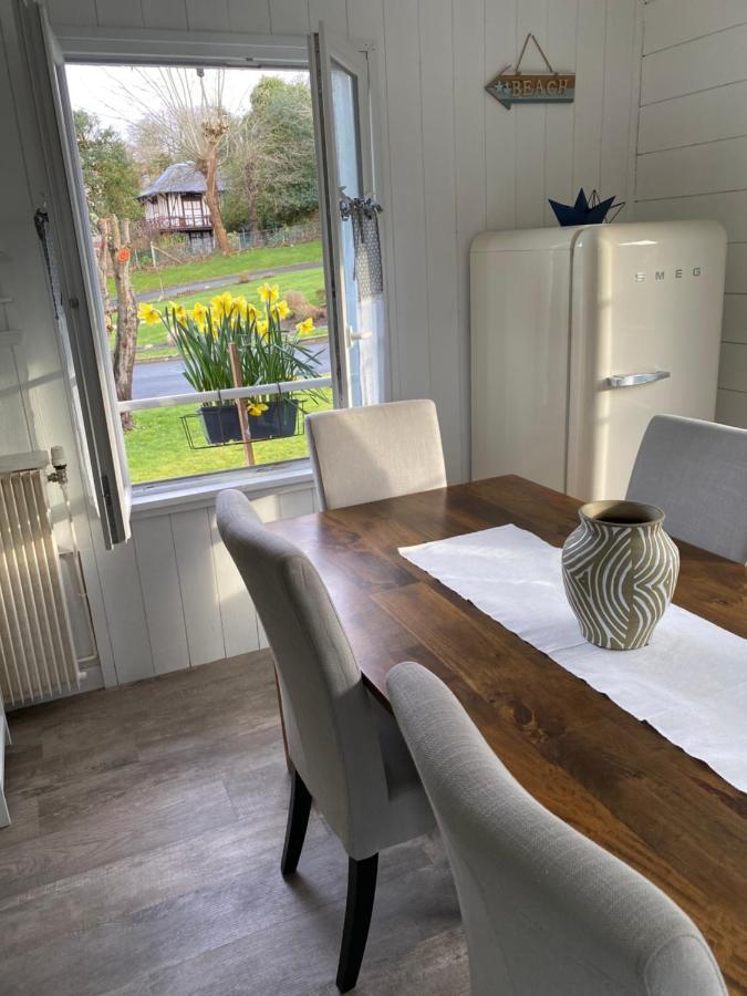 Cottage Familial Avec Jardin - 200M De La Plage إيبورت المظهر الخارجي الصورة