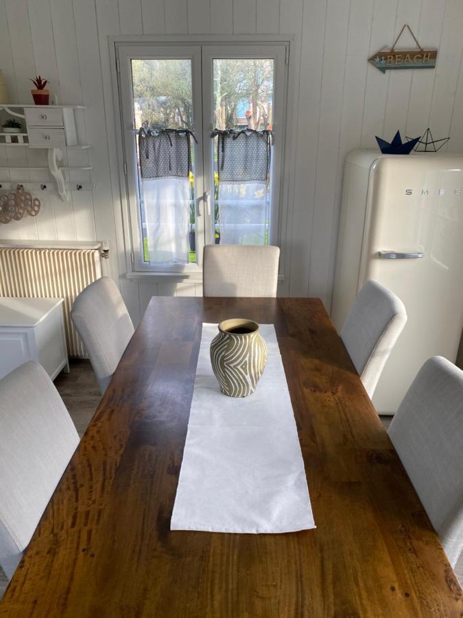 Cottage Familial Avec Jardin - 200M De La Plage إيبورت المظهر الخارجي الصورة
